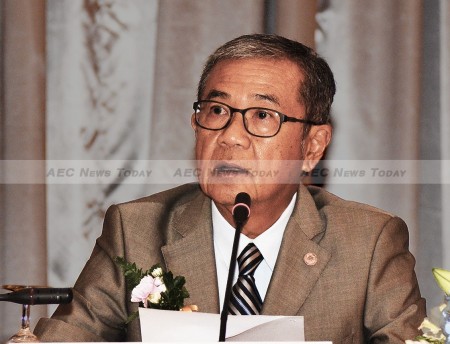 Thailand Minister of Agriculture and Cooperatives, Pitipong Pungboon Na Ayudhaya,
