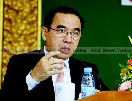 Cambodia Minister of Agriculture Veng Sakhon: A tirade against Cambodia business owners 