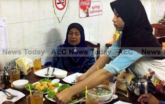 Cambodia aims for share of halal market (video)