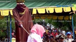Woman caned in Aceh sees Islamophobic British tabloid beating dead horse (video)