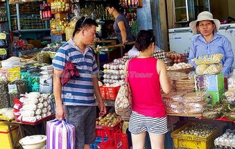 Survey Claims to Shatter Vietnam Rural Consumer Market Myths