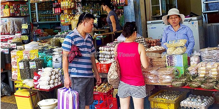 Survey Claims to Shatter Vietnam Rural Consumer Market Myths