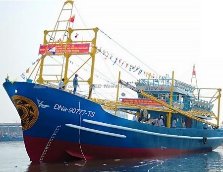 The first steel hull fishing vessel built in Da Nang under the Vietnam Government Decree No. 67 was officially launched on March 10 at a cost of VND18.4 billion (about US$796,171)
