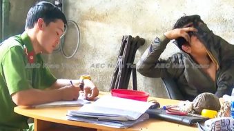 Stung by scandals, Vietnam tightens food safety laws (video)