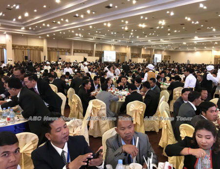 About 5,000 journalists, media sector employees, tour guides, government spokespeople, and guests gathered to hear PM Hun Sen on his 35th anniversary in office