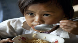 Feeding Cambodia’s hungry children amid COVID-19 and saving the environment too ( video & gallery)