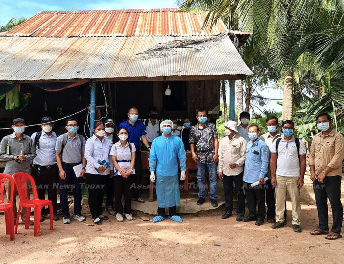 Cambodia's CDC team reacted quickly to reports of an Avian Influenza A(H5N1) outbreak in Kampot dispatching a large team to conduct active surveillance and education